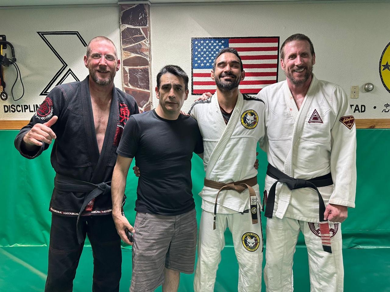 Carlos Gil con los Hermanos Salas - Mentores y maestros